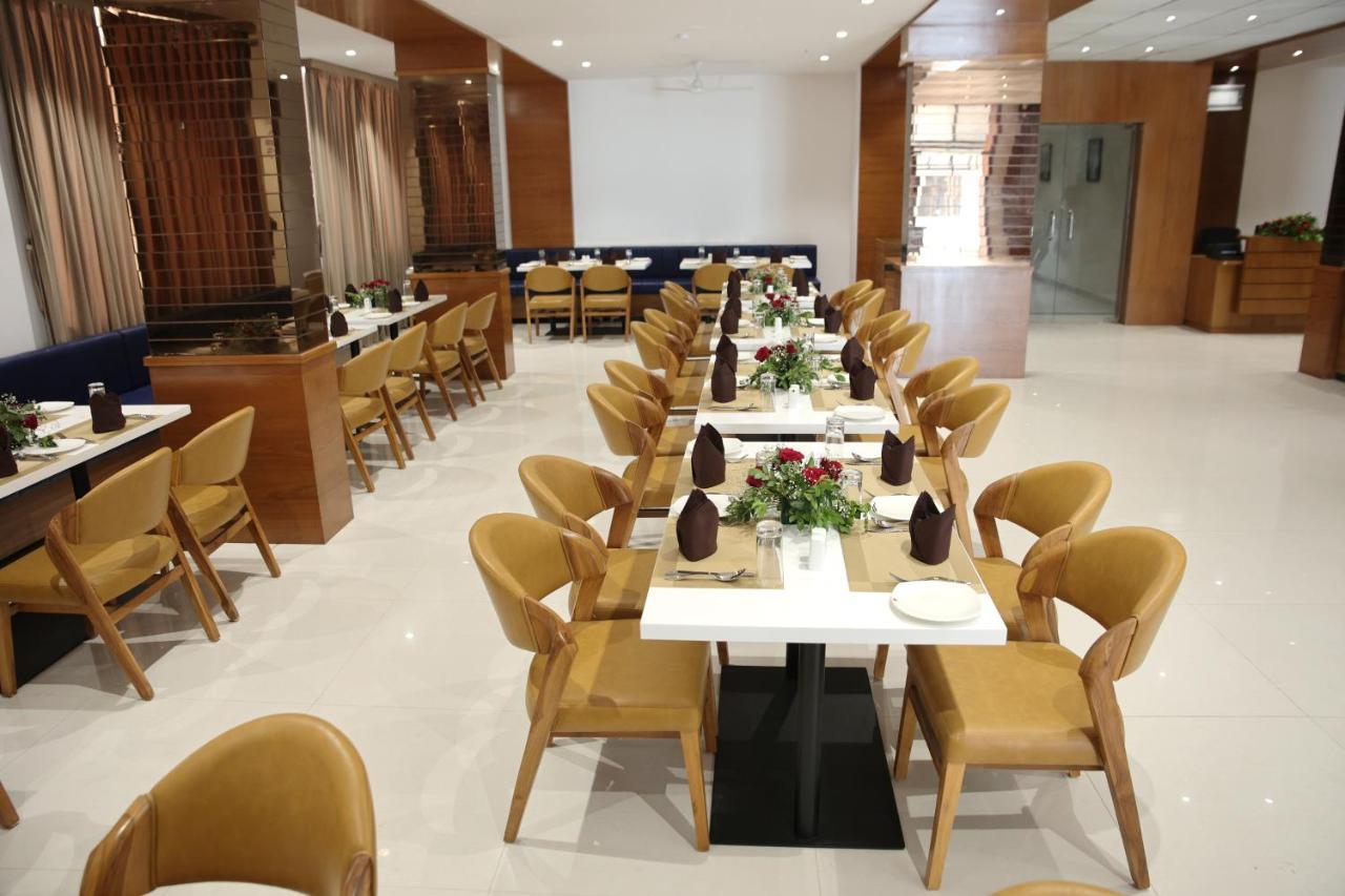 Lords Eco Inn, Ambaji מראה חיצוני תמונה