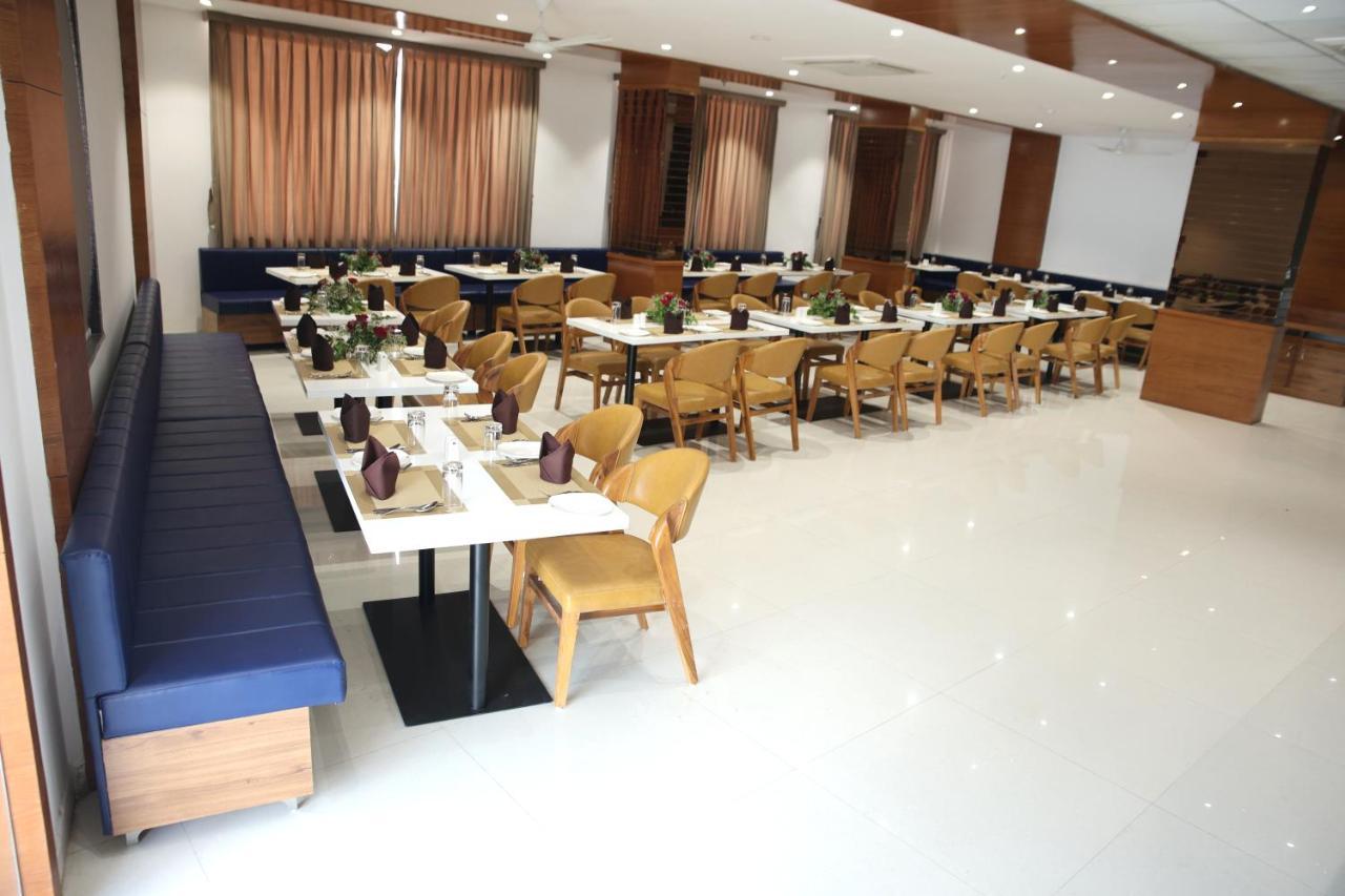 Lords Eco Inn, Ambaji מראה חיצוני תמונה