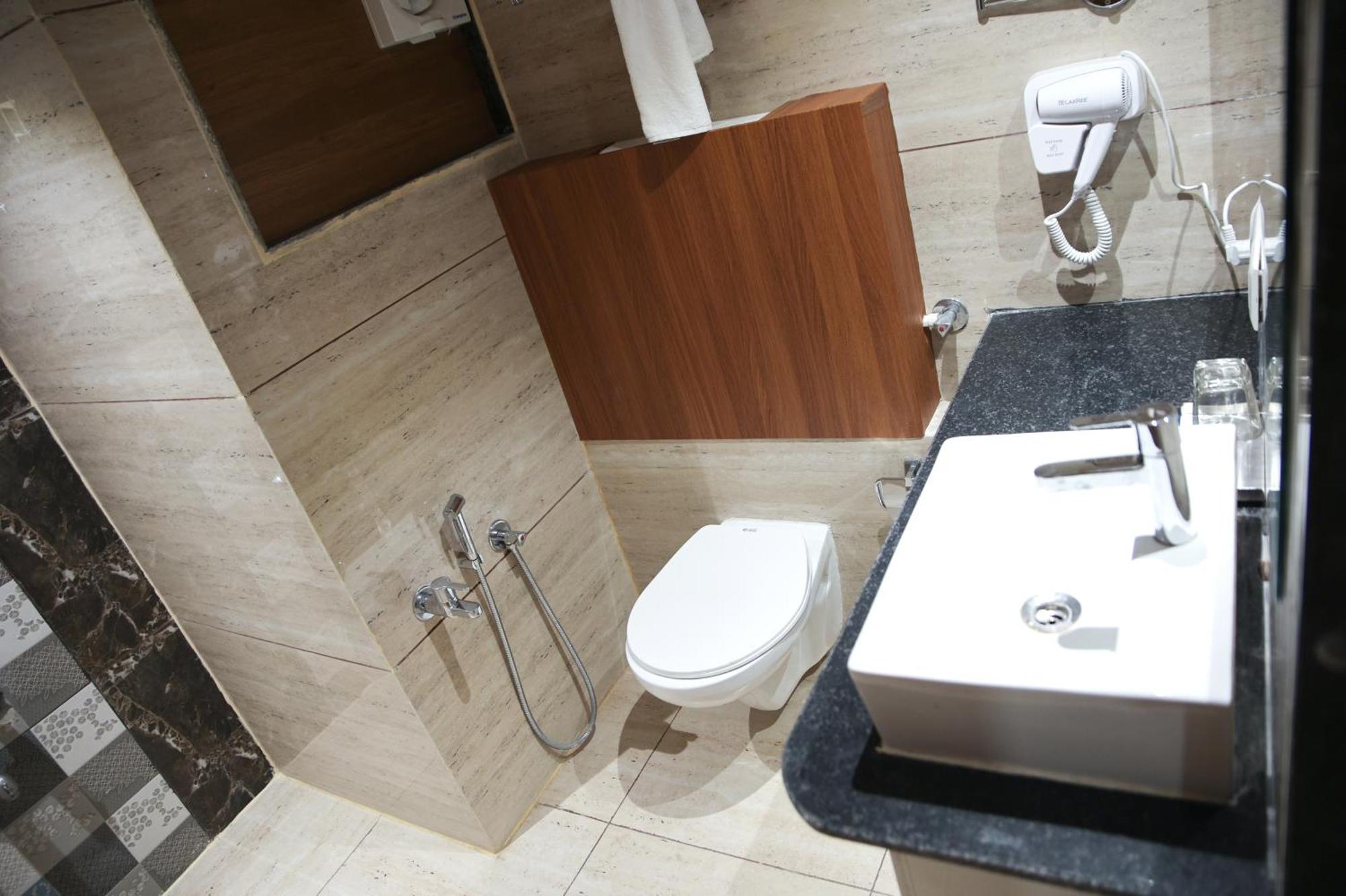 Lords Eco Inn, Ambaji מראה חיצוני תמונה